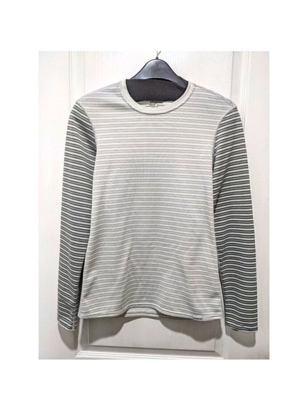 Patagonia | Women's Capilene® 3 Midweight Crew In Grey Stripe